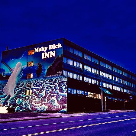 Moby Dick Inn Принц Рупърт Екстериор снимка