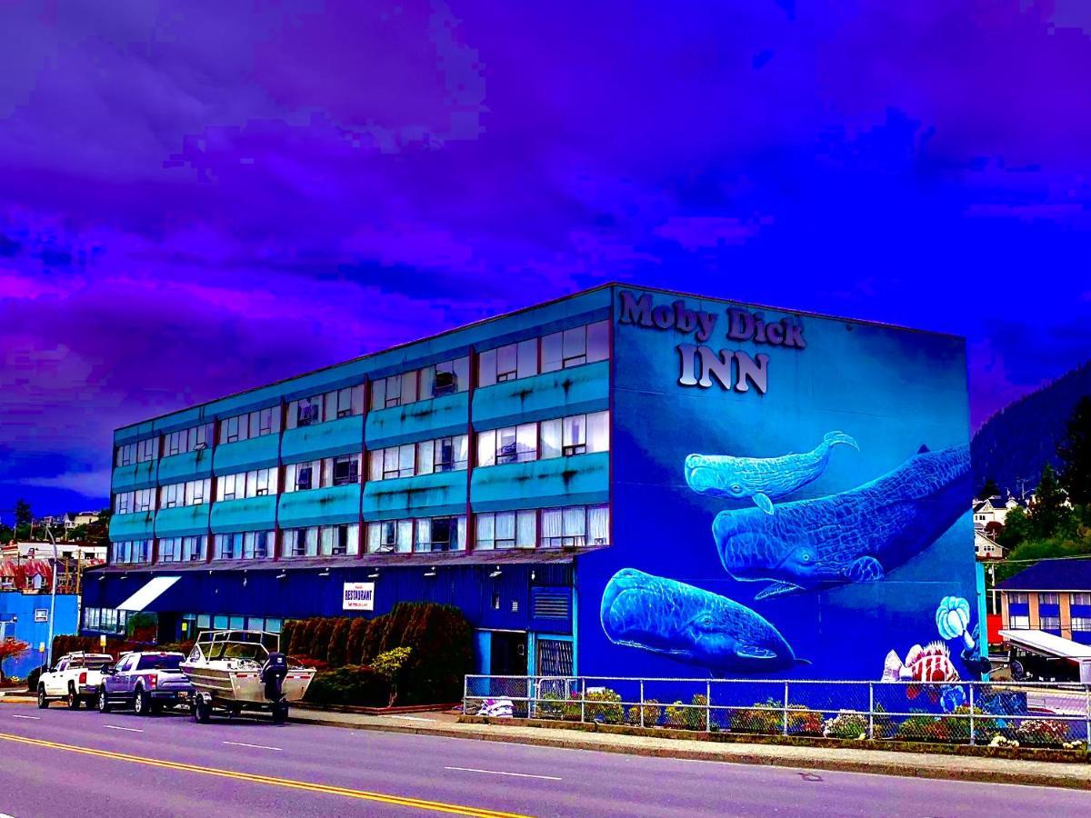 Moby Dick Inn Принц Рупърт Екстериор снимка
